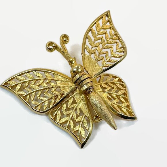 Butterfly Brooch, Articulated, Gold Tone, Vintage Pin, 2" Wide, Insect, Bug - Picture 1 of 4